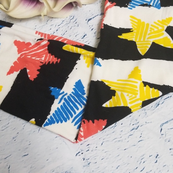 Kids Lularoe Americana Leggings - Picture 2 of 5